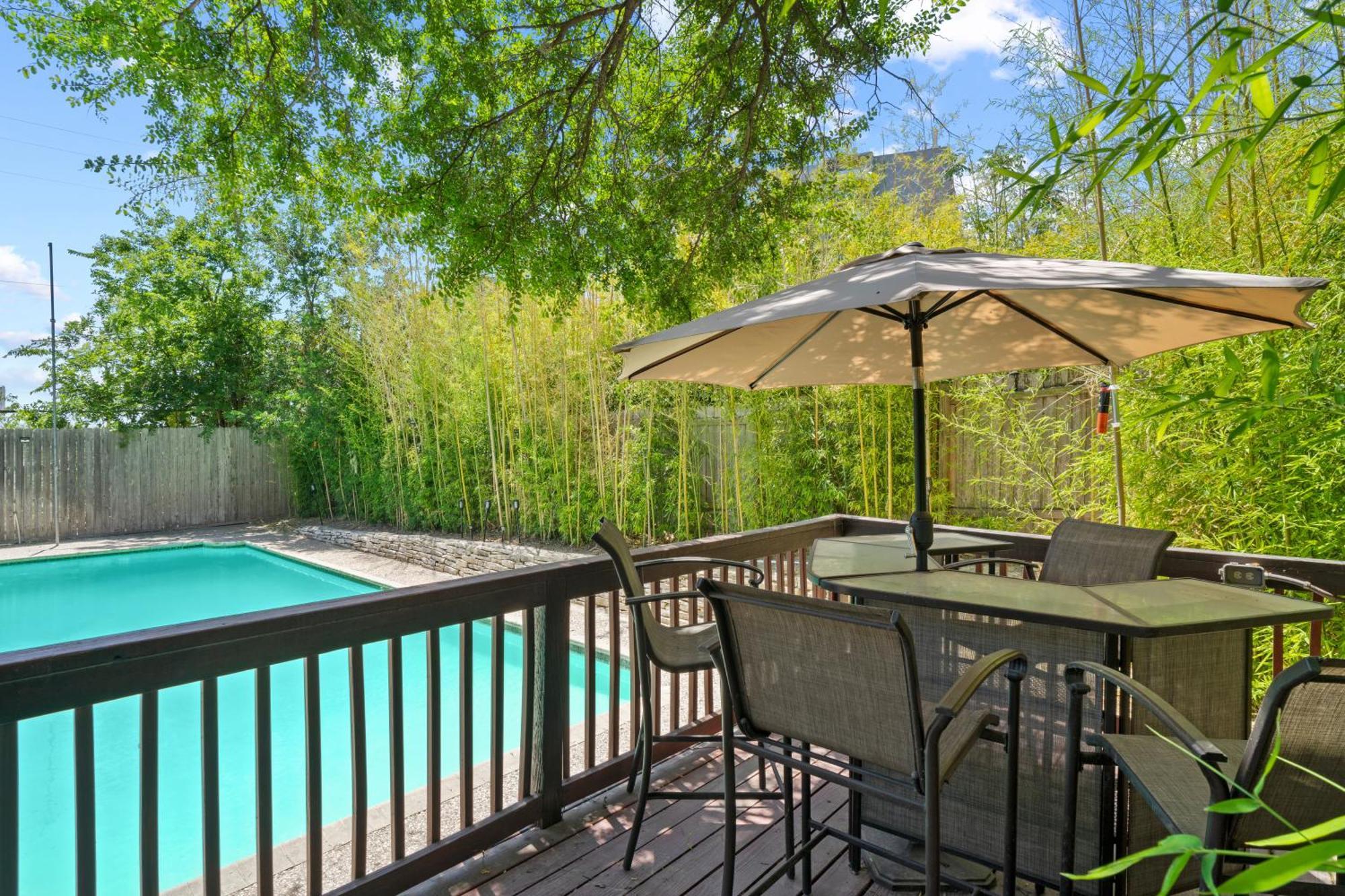 Bamboo Oasis-Relaxing Hot Tub-Family Time Villa San Antonio Bagian luar foto