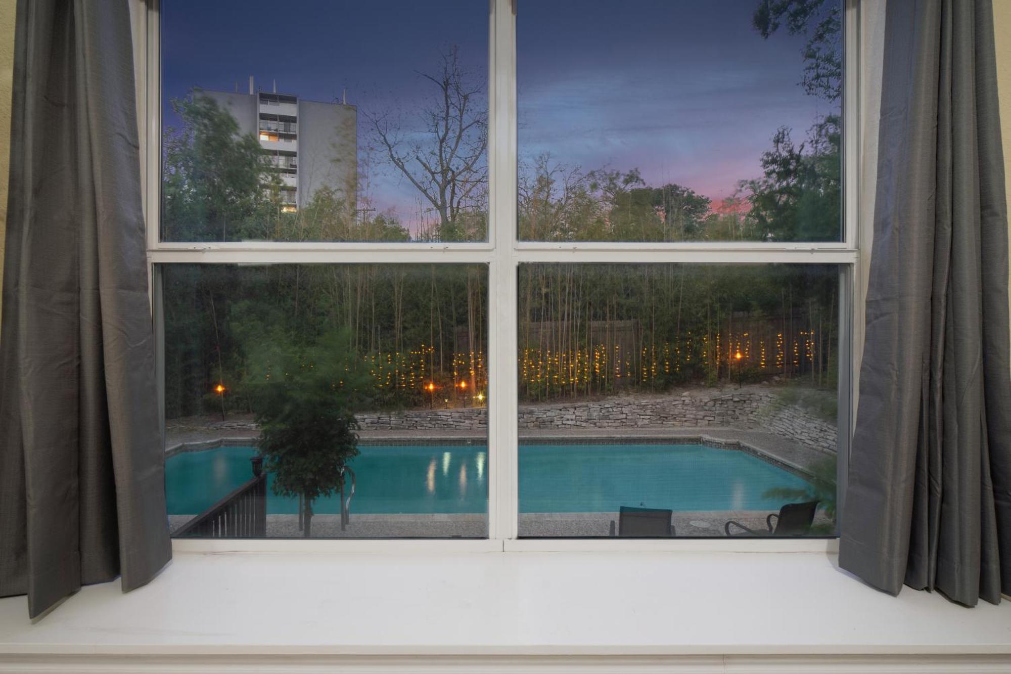 Bamboo Oasis-Relaxing Hot Tub-Family Time Villa San Antonio Bagian luar foto